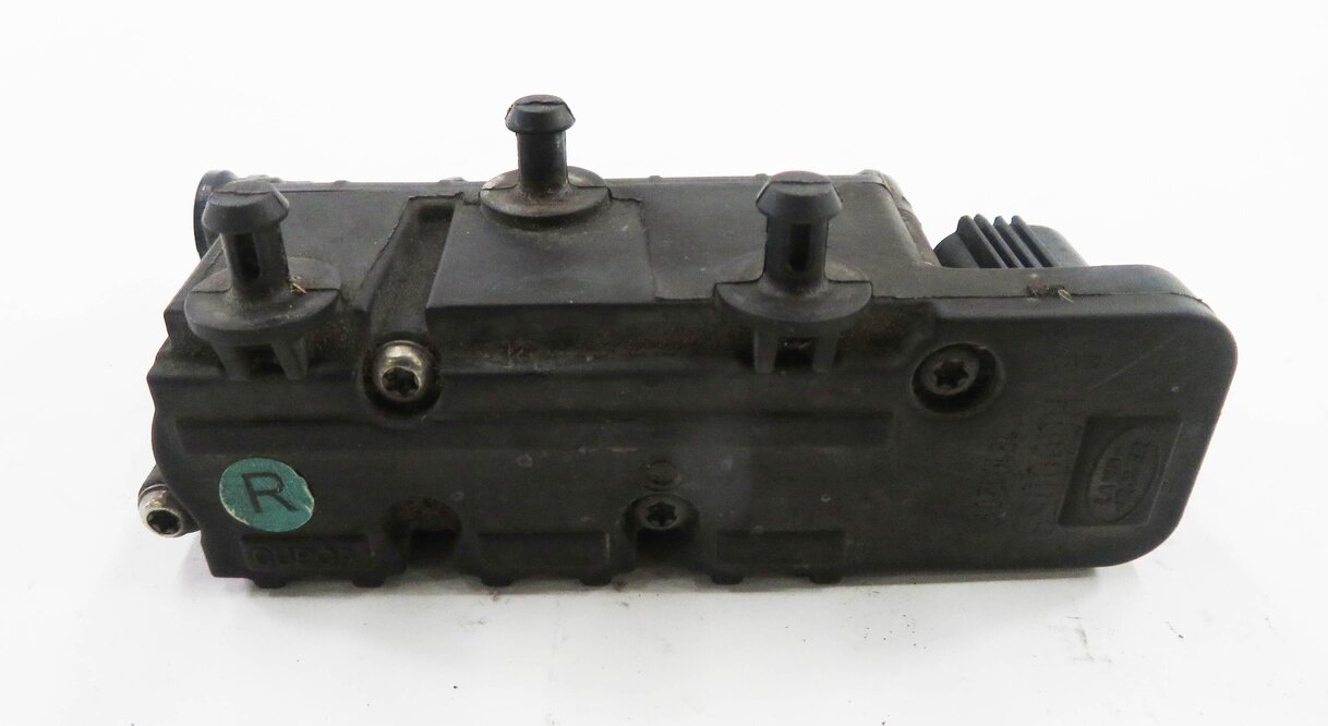 Thumbnail 5: 2010 LAND ROVER LR4 - AIR SUSPENSION VALVE BLOCK