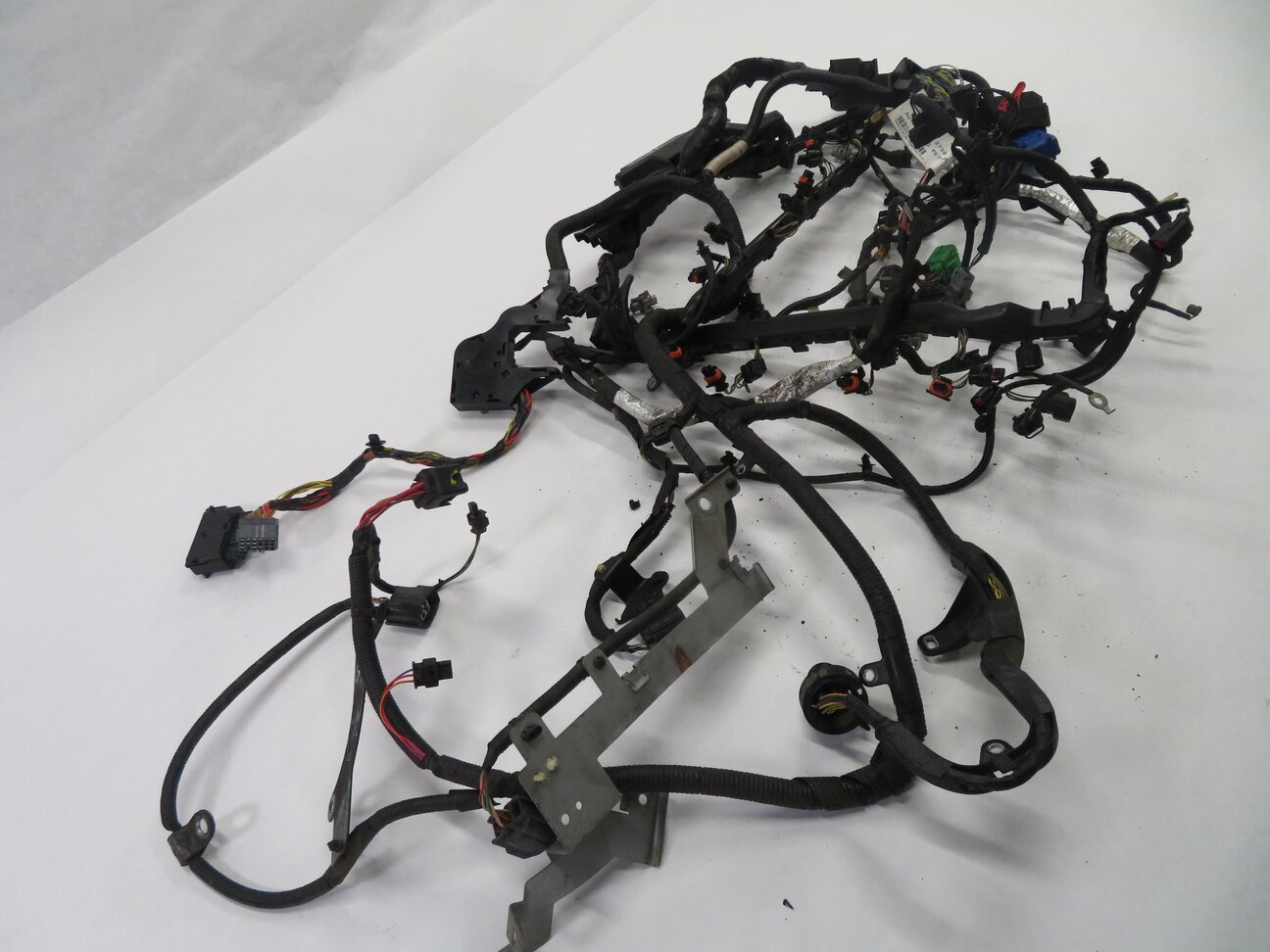 Thumbnail 4: 2010 LAND ROVER LR4 - 5.0L AJ133 V8 ENGINE WIRE WIRING HARNESS