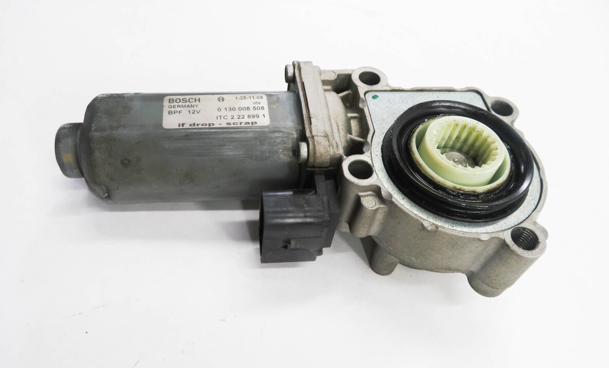 Thumbnail 4: 05-16 LR3 LR4 / RANGE ROVER SPORT (L320 L322) TRANSFER CASE ELECTRIC SHIFT MOTOR