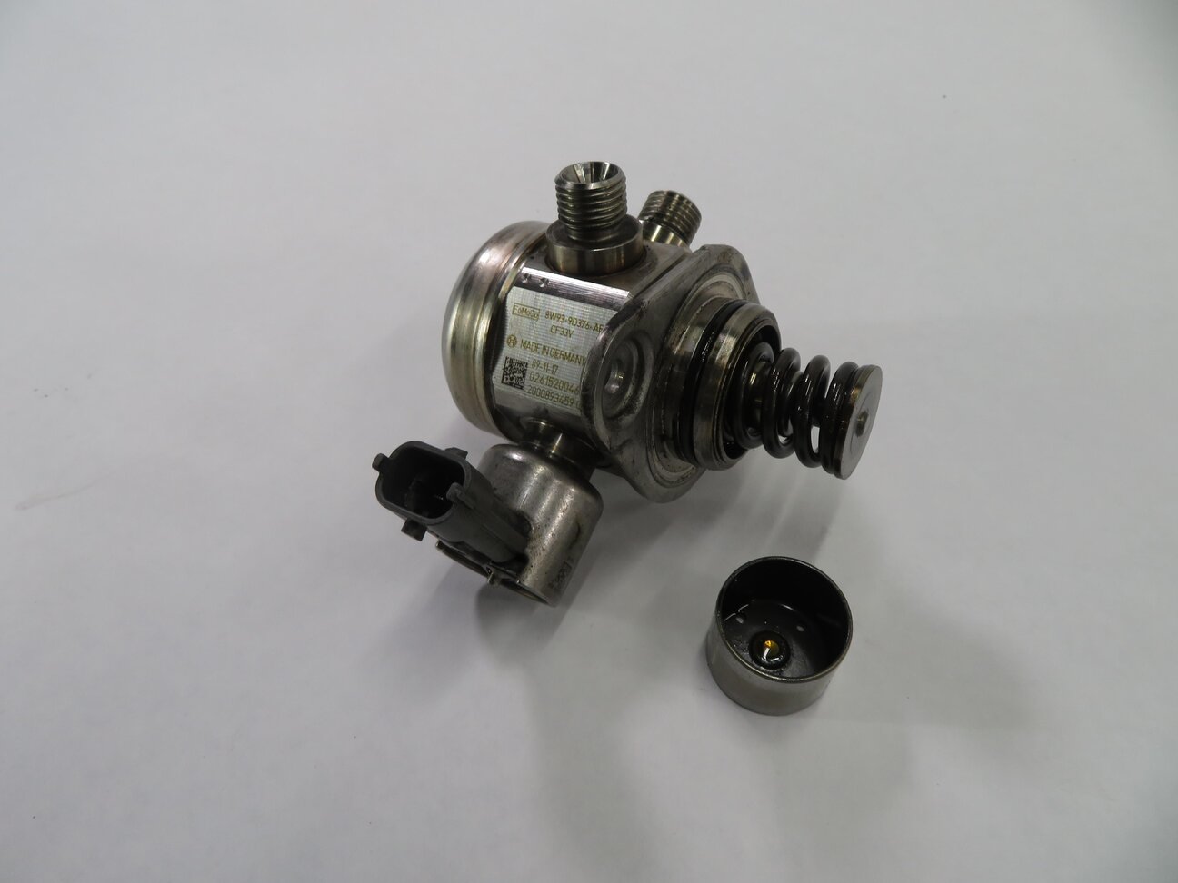 Thumbnail 1: 10-17 LR4 RANGE ROVER SPORT (L322 L320 L405 L494) 3.0L 5.0L MECHANICAL FUEL PUMP