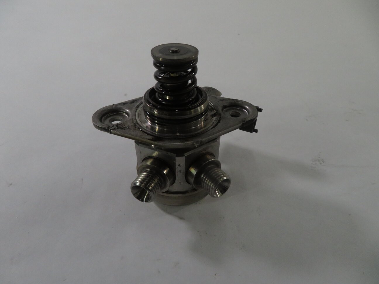 Thumbnail 9: 10-17 LR4 RANGE ROVER SPORT (L322 L320 L405 L494) 3.0L 5.0L MECHANICAL FUEL PUMP