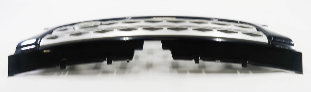 Thumbnail 6: 2010-2013 LAND ROVER LR4 - FRONT UPPER HOOD CENTER AIR VENT GRILLE (BLUE 796)