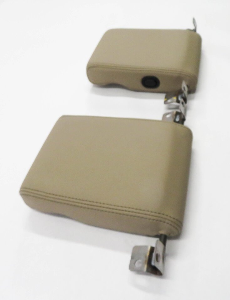 Thumbnail 3: 2010 LAND ROVER LR4 - REAR 3rd THIRD ROW SEAT HEADREST SET-2 (ALMOND LEATHER)