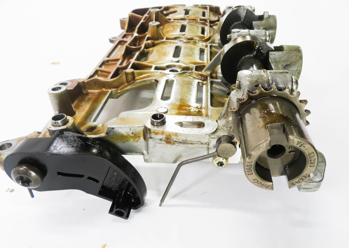 Thumbnail 10: 2010 LAND ROVER LR4 - 5.0L AJ133 V8 ENGINE - OIL PAN BAFFLE TRAY