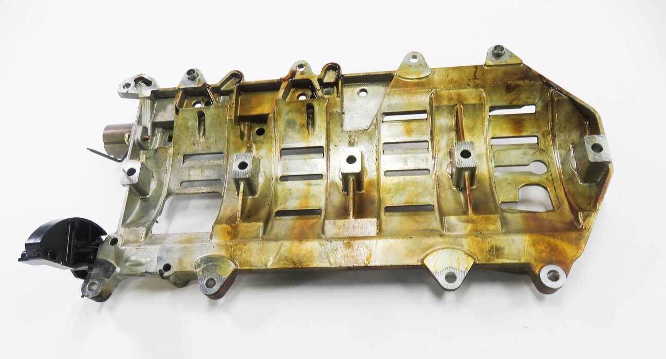 Thumbnail 9: 2010 LAND ROVER LR4 - 5.0L AJ133 V8 ENGINE - OIL PAN BAFFLE TRAY