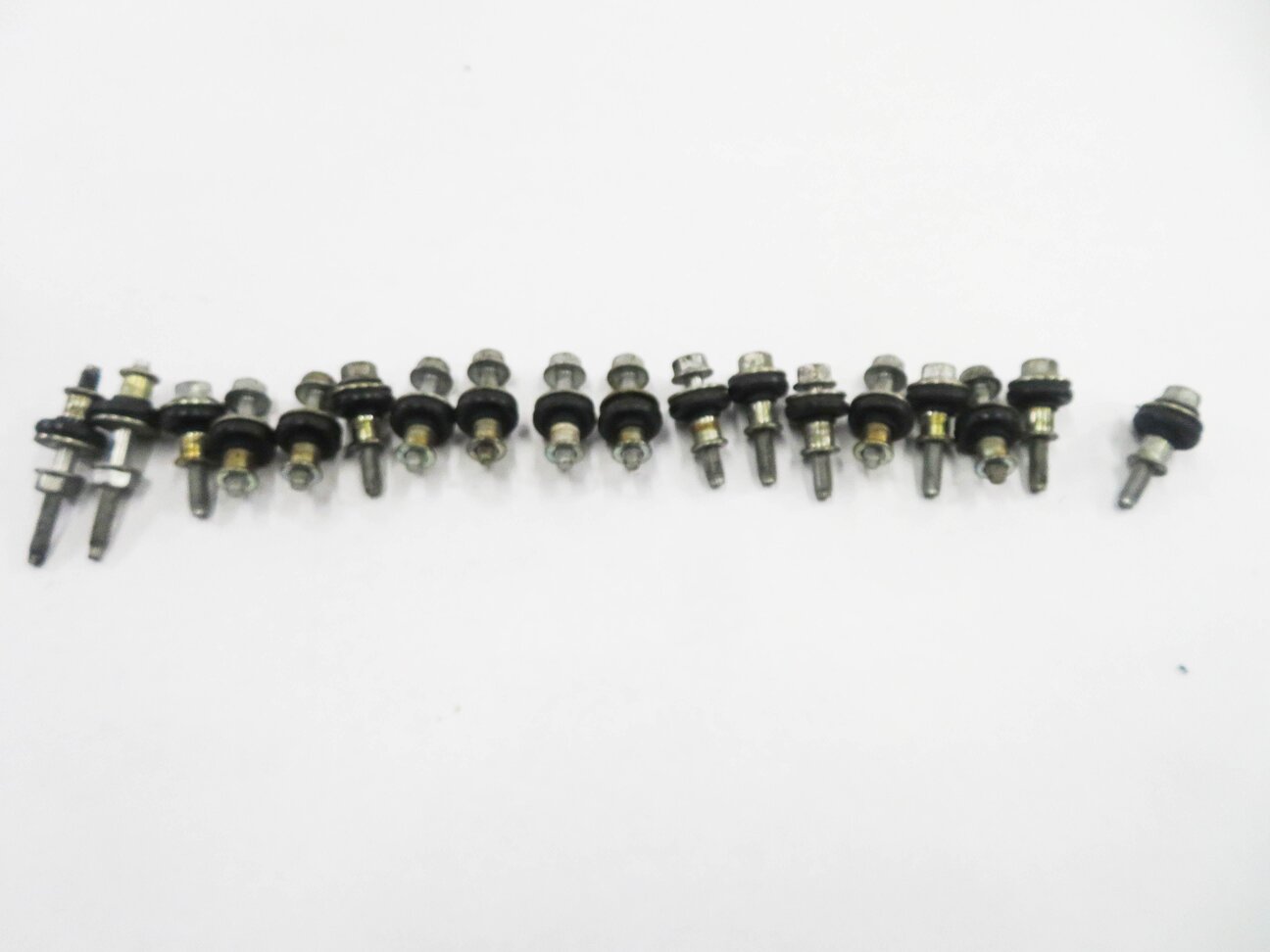 Thumbnail 10: 2010-2018 LR4 / RANGE ROVER SPORT (L320 L322 L494 L405) 5.0L RIGHT VALVE COVER