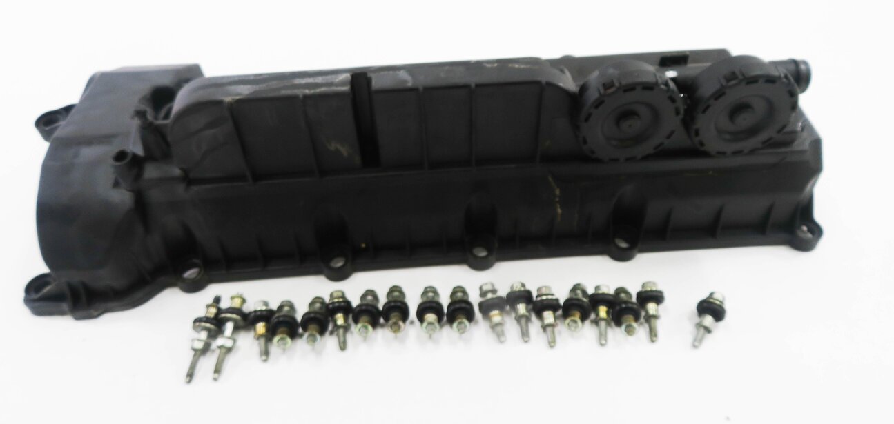Thumbnail 2: 2010-2018 LR4 / RANGE ROVER SPORT (L320 L322 L494 L405) 5.0L RIGHT VALVE COVER