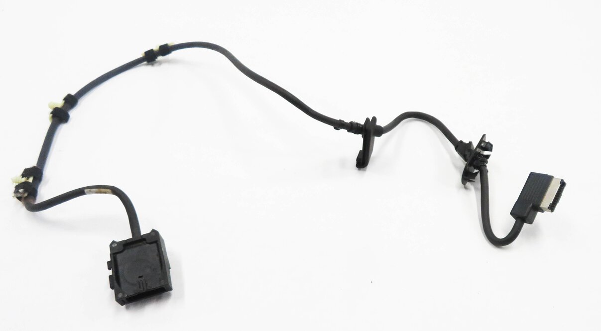 Thumbnail 2: 2010 LAND ROVER LR4 - iPOD INTERFACE CABLE ADAPTER WIRE