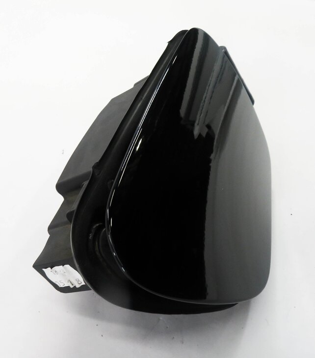 Thumbnail 4: 2006-2010 BMW 645i 650i M6 (E63 E64) FUEL TANK DOOR w/ HOUSING (CARBON BLACK)