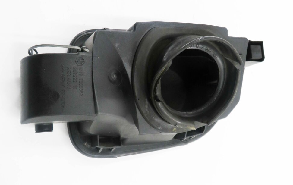Thumbnail 8: 2006-2010 BMW 645i 650i M6 (E63 E64) FUEL TANK DOOR w/ HOUSING (CARBON BLACK)