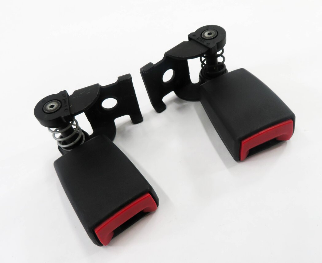 2009 BMW M6 ///M (E63) REAR SEAT - SEATBELT BUCKLE RECEIVER SET-2