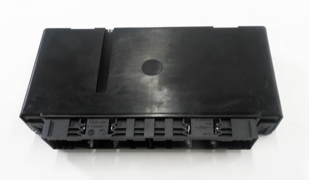 Thumbnail 6: 2009 BMW M6 ///M (E63) BODY CONTROL MODULE COMPUTER