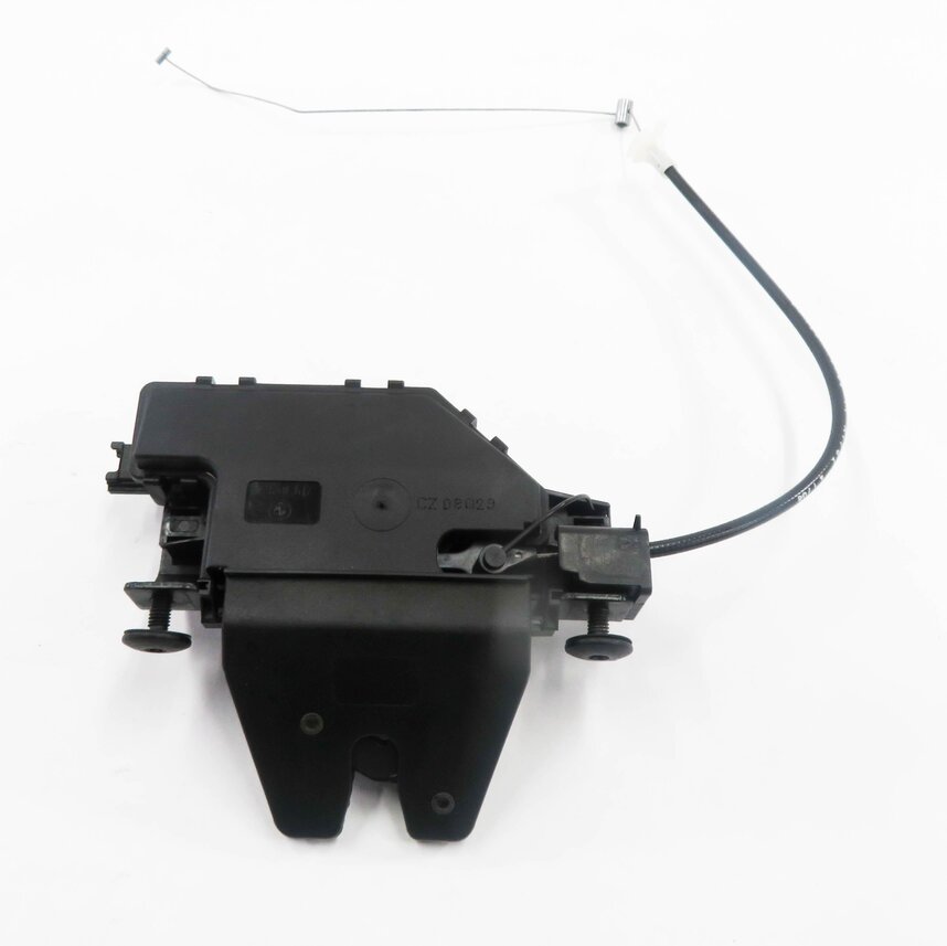 Thumbnail 2: 2009 BMW M6 ///M (E63) REAR TRUNK LOCK LATCH ACTUATOR