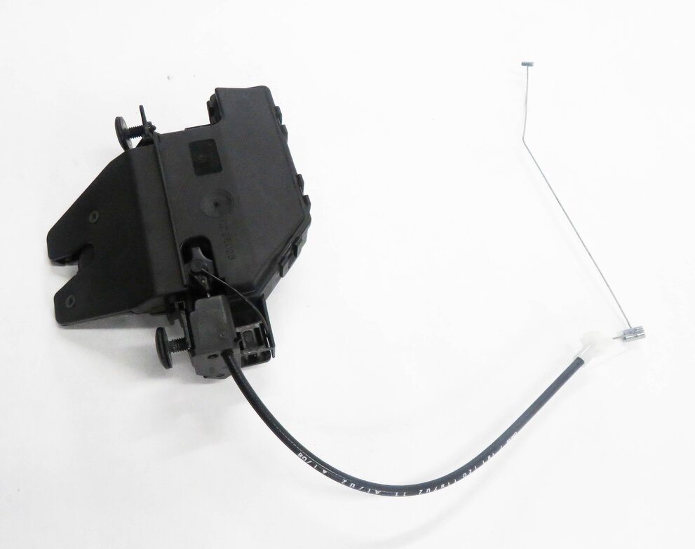 Thumbnail 4: 2009 BMW M6 ///M (E63) REAR TRUNK LOCK LATCH ACTUATOR