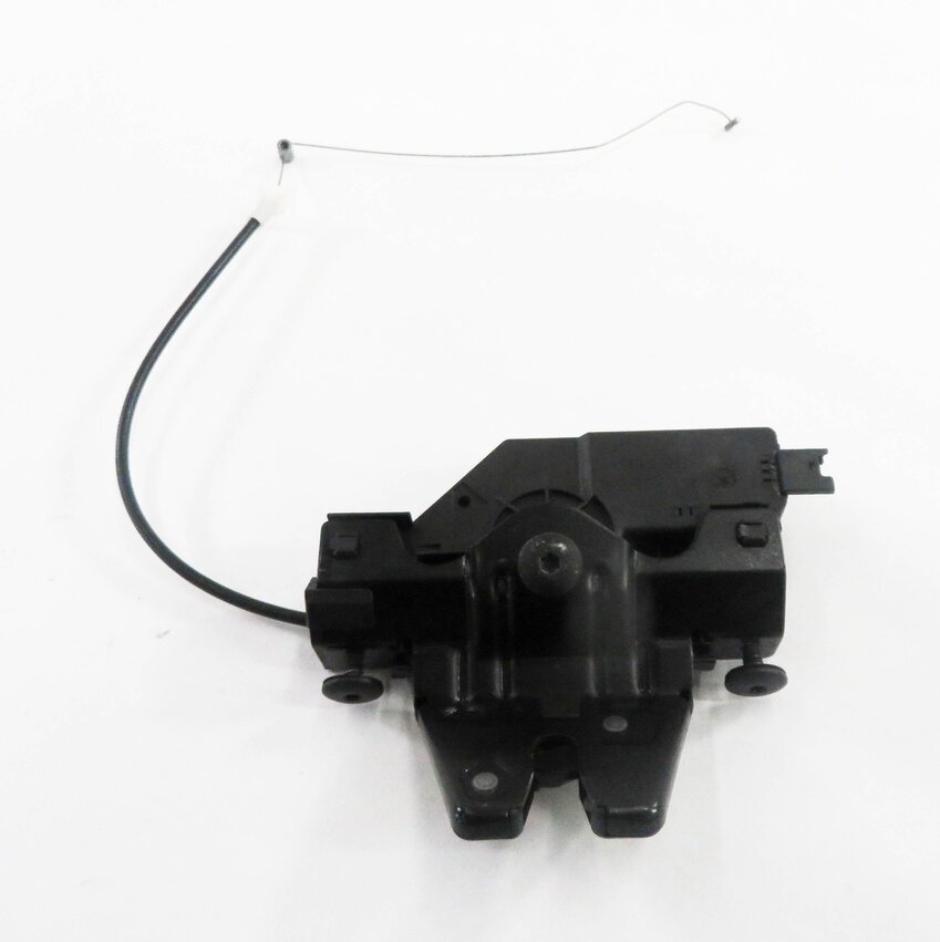 Thumbnail 6: 2009 BMW M6 ///M (E63) REAR TRUNK LOCK LATCH ACTUATOR
