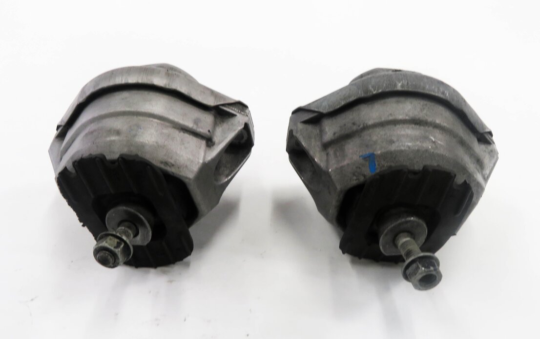 Thumbnail 2: 2009 BMW M6 ///M (E63) 5.0L S85 V10 ENGINE - LEFT & RIGHT MOTOR MOUNT SET-2