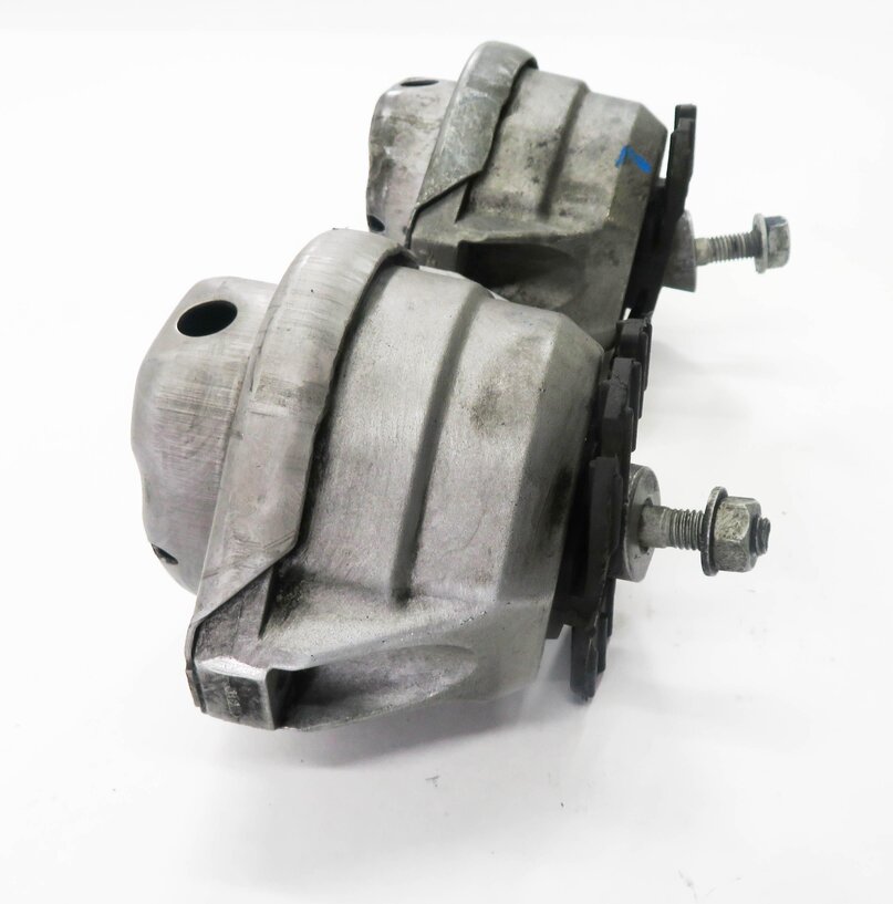 Thumbnail 3: 2009 BMW M6 ///M (E63) 5.0L S85 V10 ENGINE - LEFT & RIGHT MOTOR MOUNT SET-2