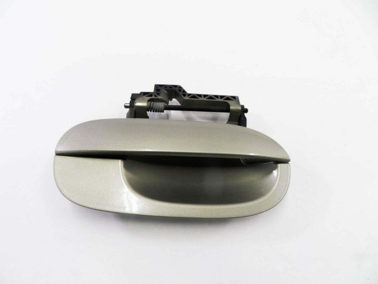 Thumbnail 2: 2003-2008 BMW Z4 (E85) RIGHT FRONT PASSENGER DOOR HANDLE (OLIVIN GREEN METALLIC)