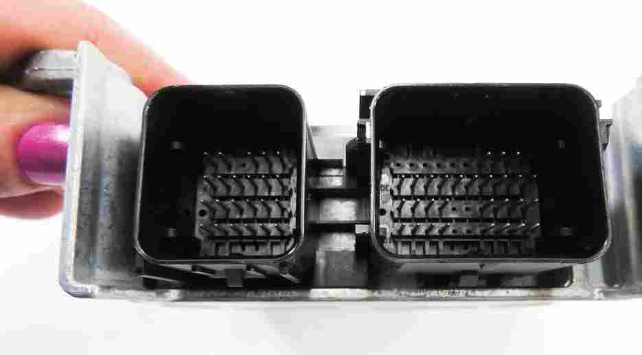 Thumbnail 7: 2010-2012 RANGE ROVER (L322) SRS BAG SAFETY RESTRAINT CONTROL MODULE