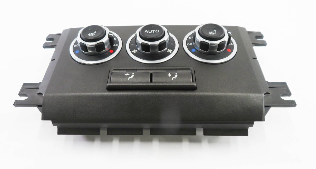 Thumbnail 2: 2011 RANGE ROVER (L322) REAR HEATER A/C TEMPERATURE CLIMATE CONTROL PANEL