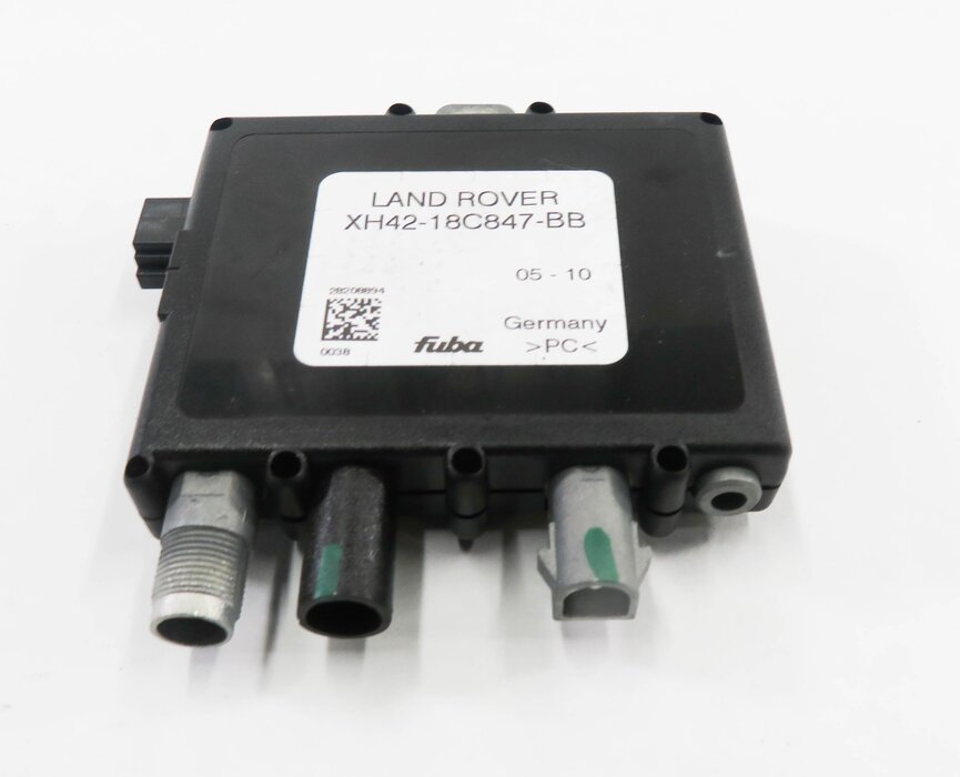 Thumbnail 2: 2011 RANGE ROVER (L322) ANTENNA AMP AMPLIFIER MODULE