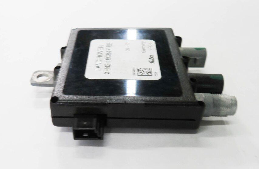 Thumbnail 3: 2011 RANGE ROVER (L322) ANTENNA AMP AMPLIFIER MODULE