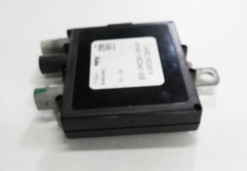 Thumbnail 4: 2011 RANGE ROVER (L322) ANTENNA AMP AMPLIFIER MODULE
