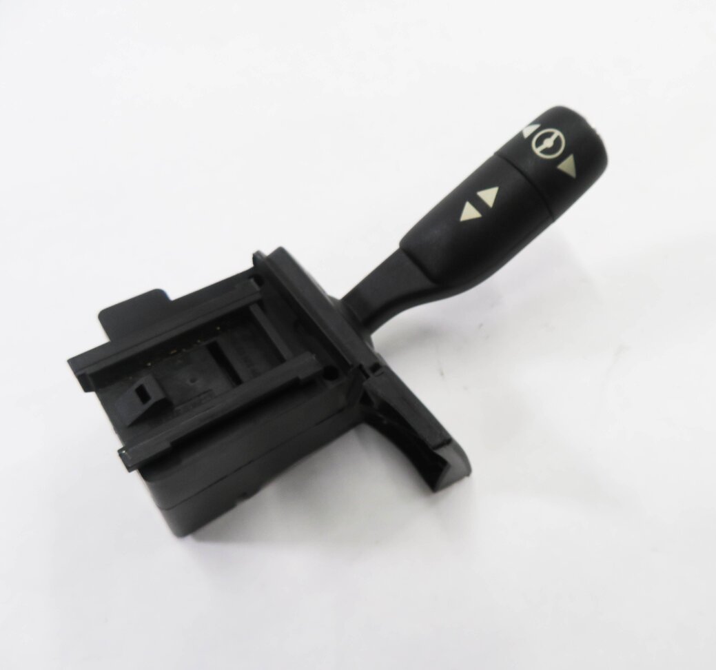 2011 RANGE ROVER (L322) STEERING ADJUSTMENT SWITCH LEVER