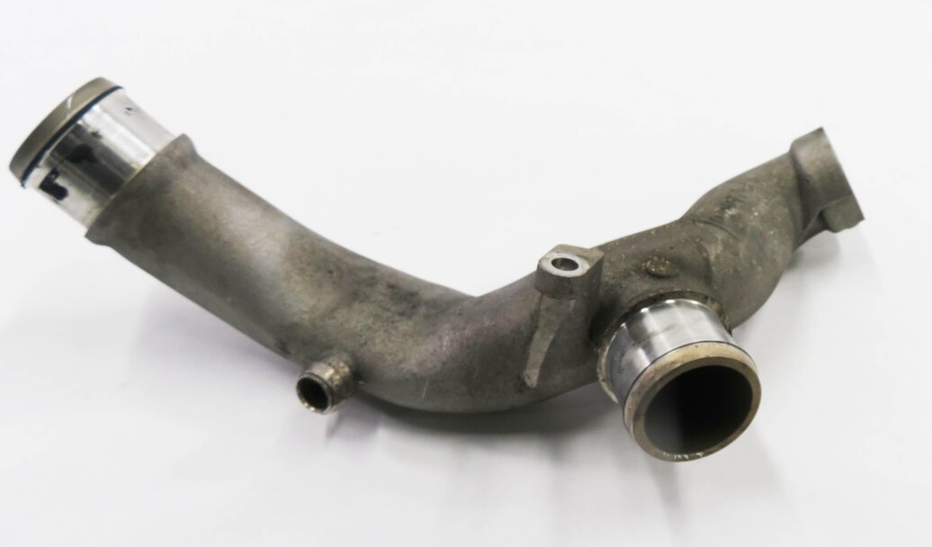 Thumbnail 5: 2011 RANGE ROVER (L322) 5.0L AJ133 SUPERCHARGED ENGINE - COOLANT PIPE