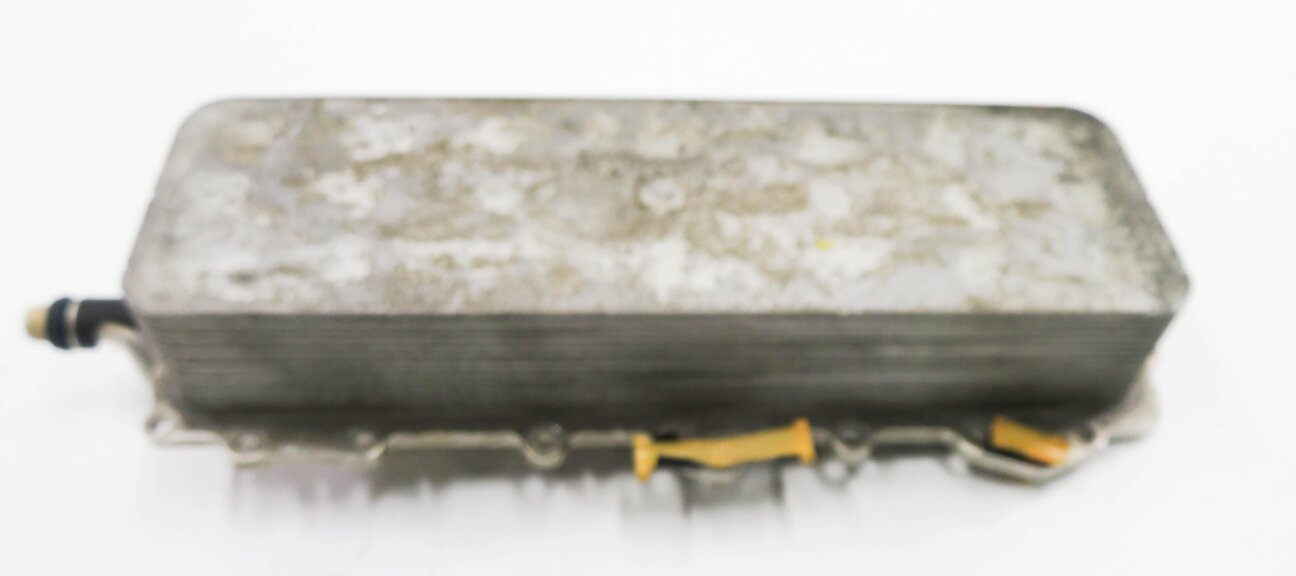 Thumbnail 6: 10-19 RANGE ROVER SPORT (L320 L322) 5.0L SUPERCHARGED ENGINE MOTOR OIL COOLER