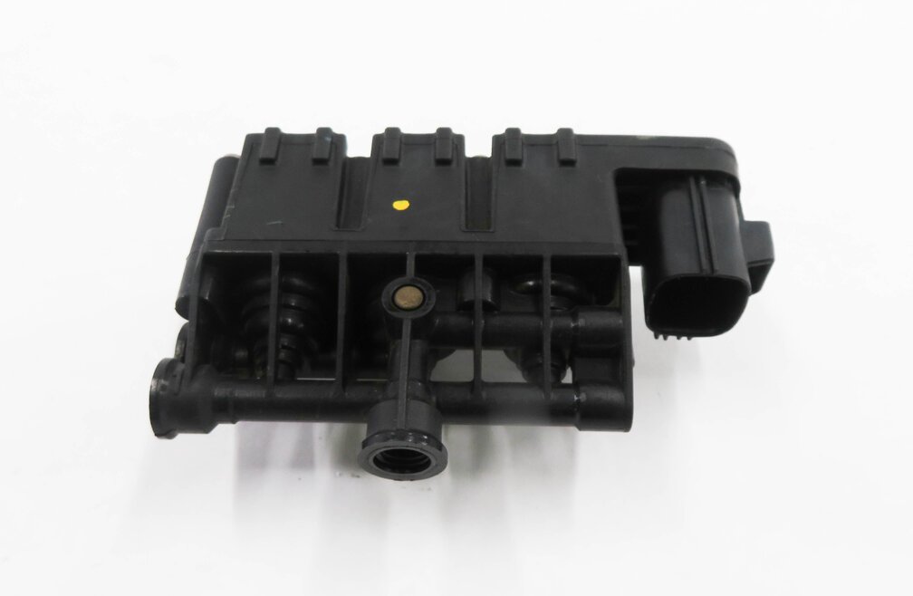 Thumbnail 3: 2011 RANGE ROVER (L322) AIR SUSPENSION RELIEF VALVE BLOCK