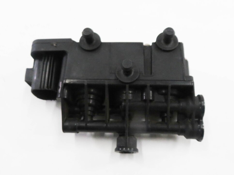 Thumbnail 8: 2011 RANGE ROVER (L322) AIR SUSPENSION RELIEF VALVE BLOCK