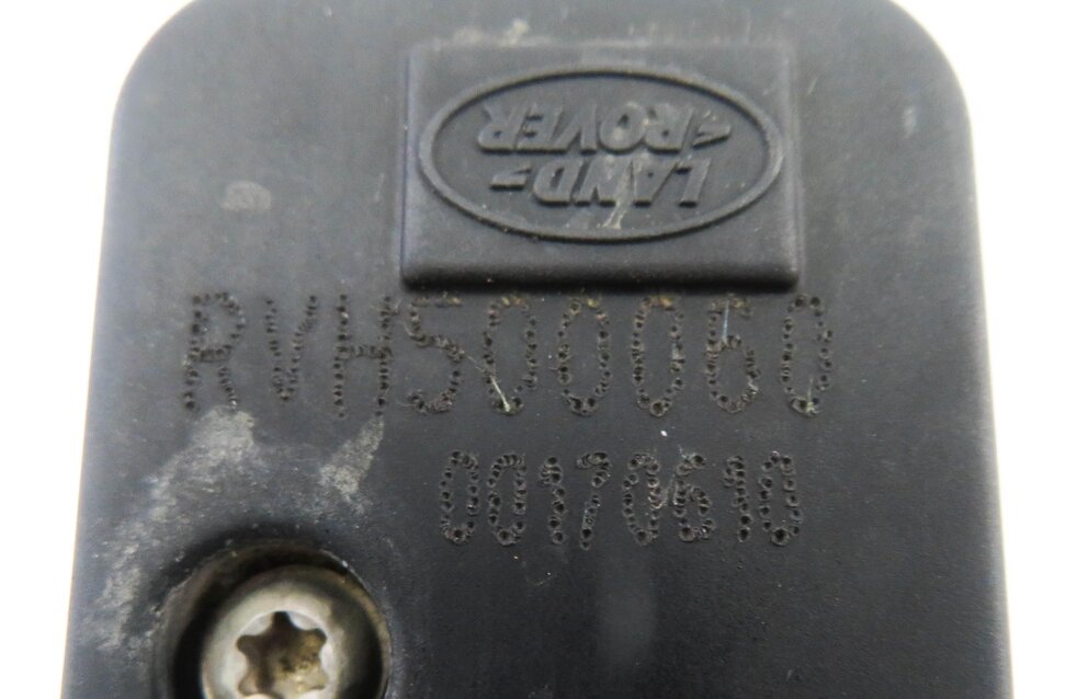 Thumbnail 9: 2011 RANGE ROVER (L322) AIR SUSPENSION RELIEF VALVE BLOCK