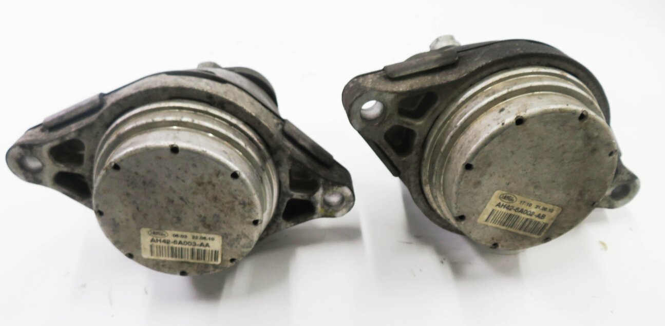 Thumbnail 6: 2011 RANGE ROVER (L322) 5.0L AJ133 SUPERCHARGED - ENGINE MOTOR MOUNT BRACKET SET