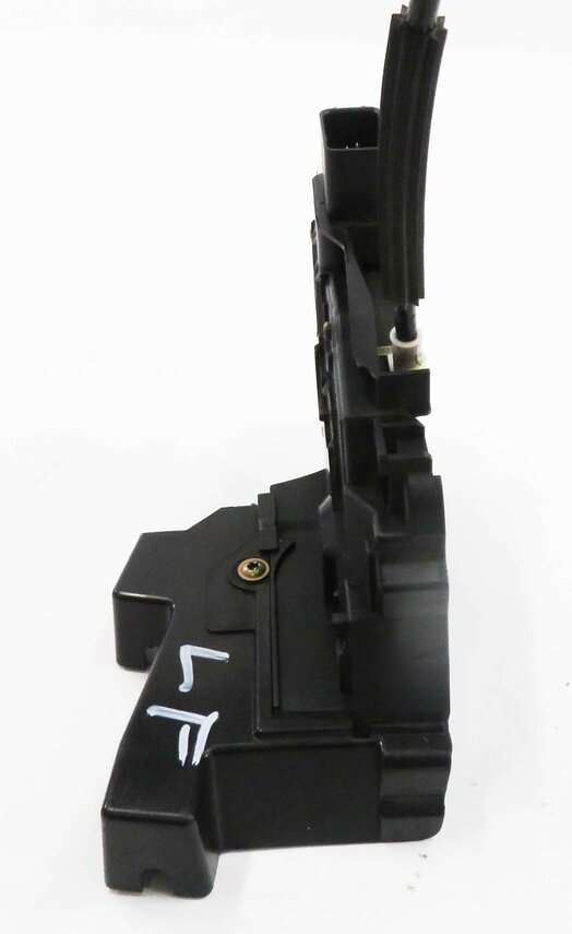 Thumbnail 3: 2005-2008 LAND ROVER LR3 / RANGE ROVER SPORT (L320) LEFT FRONT DRIVER DOOR LATCH