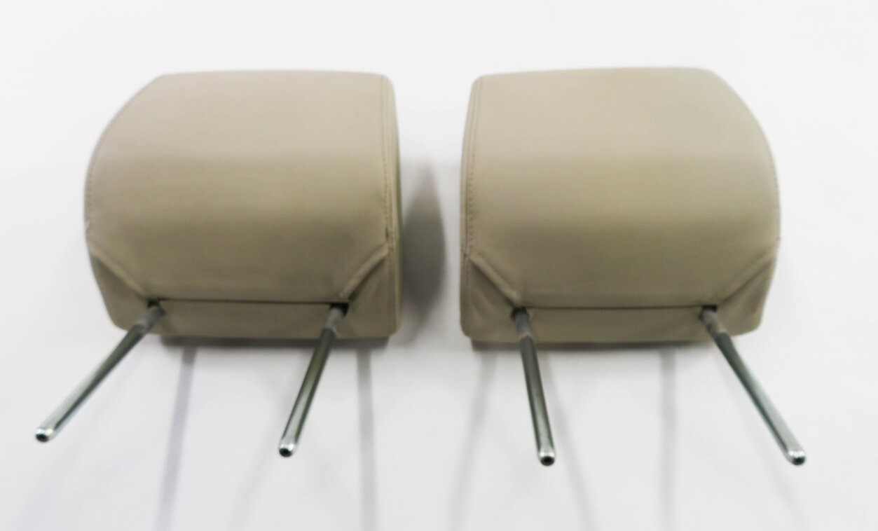 Thumbnail 2: 2006 RANGE ROVER SPORT (L320) FRONT LEFT & RIGHT HEADREST SET-2 (IVORY LEATHER)