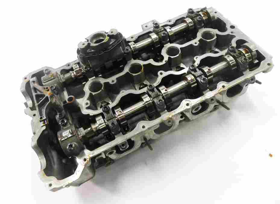 08-14 BMW 550i 750i X5 X6 (F01 E70 F10 E71) 4.4L TWIN TURBO - LEFT CYLINDER HEAD