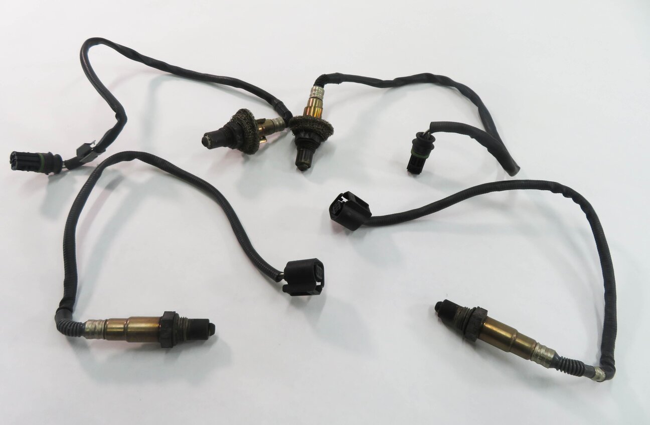 Thumbnail 2: 2009 BMW 750i (F01) 4.4L N63 - PRE / POST CAT O2 OXYGEN LAMBDA PROBE SENSOR SET