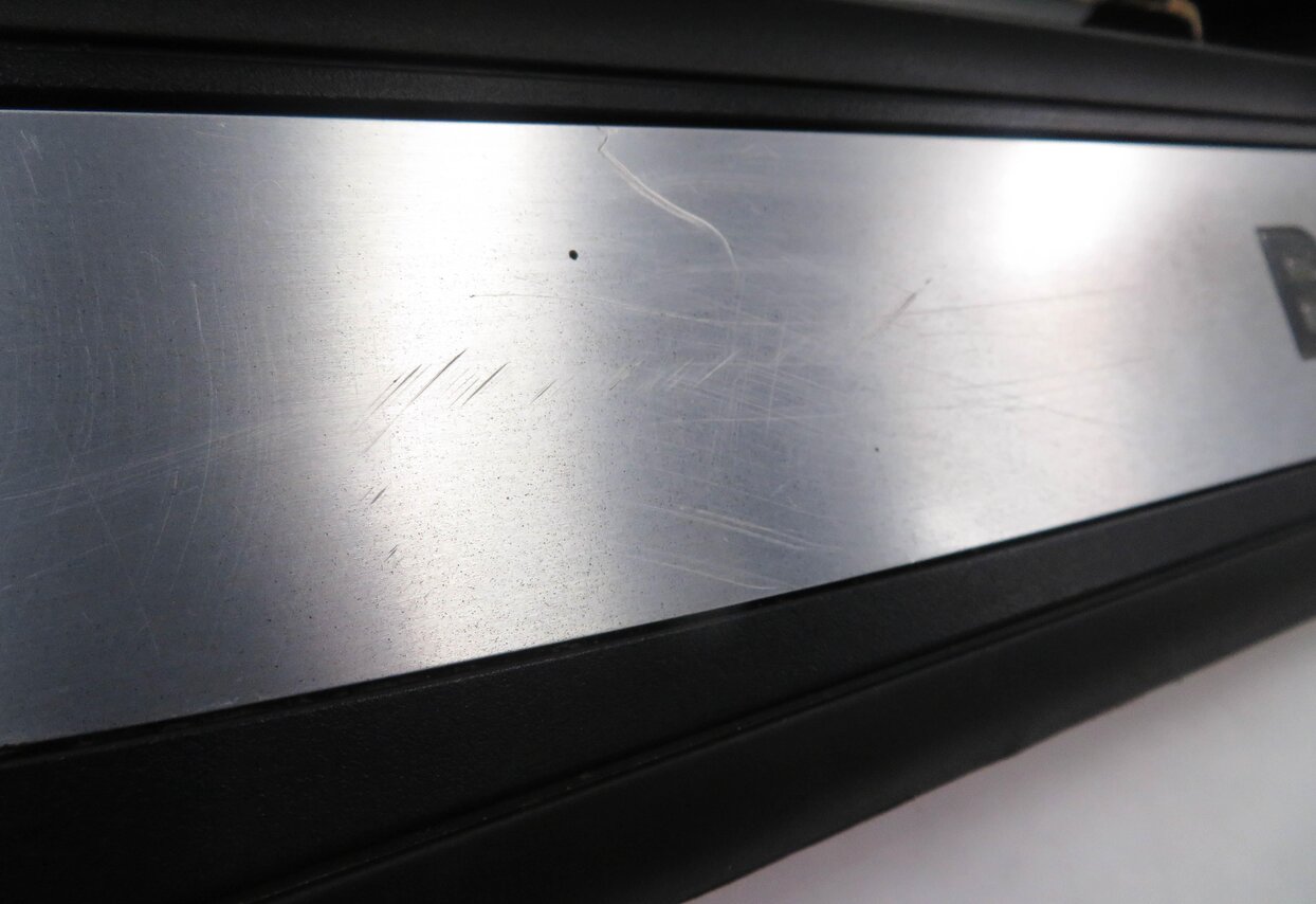 Thumbnail 12: 2009 BMW 750i (F01) FRONT & REAR DOOR SILL SCUFF PANEL TRIM SET-4 w/ LIGHTS