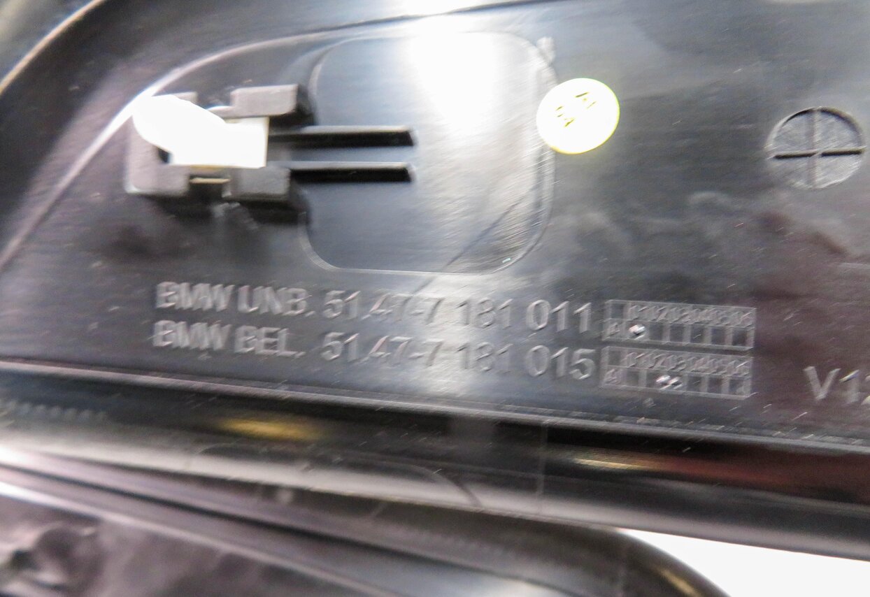 Thumbnail 6: 2009 BMW 750i (F01) FRONT & REAR DOOR SILL SCUFF PANEL TRIM SET-4 w/ LIGHTS