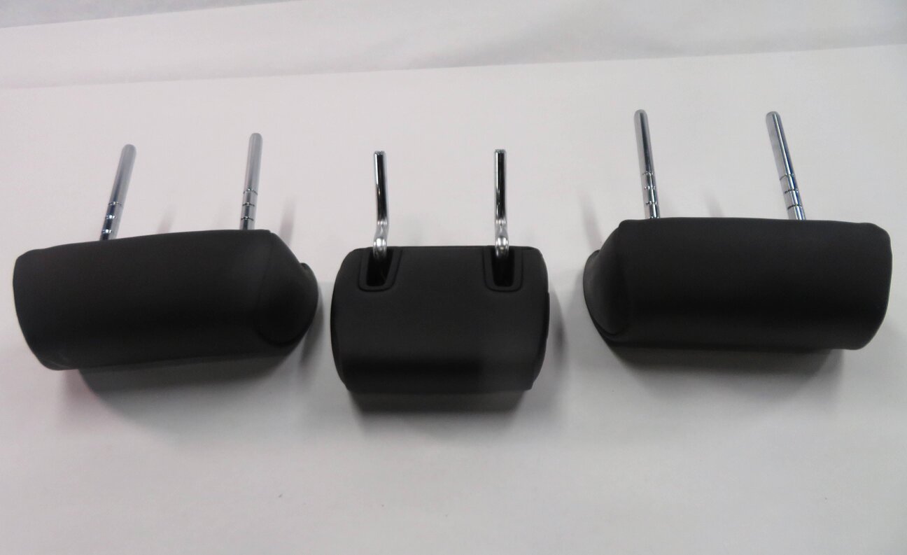 Thumbnail 6: 2009 BMW 750i (F01) REAR SEAT HEADREST SET-3 (BLACK LEATHER)