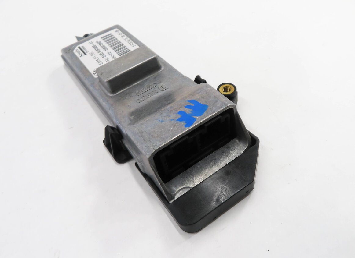 2009-2012 BMW 740i 750i 760i B7 (F01 F02) RIGHT FRONT PASSENGER SEATBELT MODULE