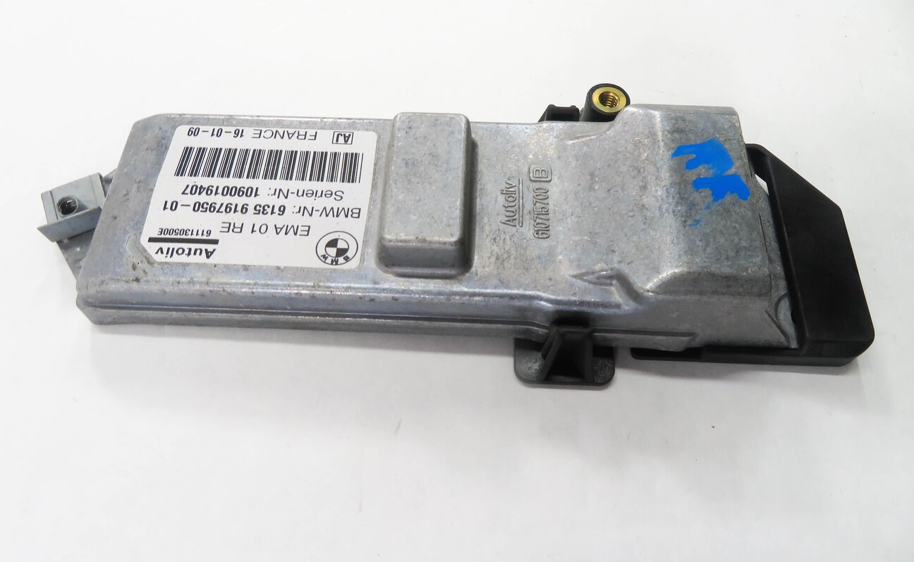 Thumbnail 3: 2009-2012 BMW 740i 750i 760i B7 (F01 F02) RIGHT FRONT PASSENGER SEATBELT MODULE