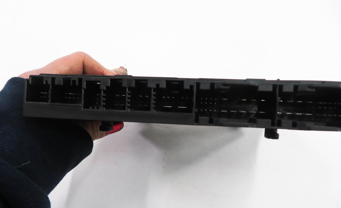 Thumbnail 8: 2009-2010 BMW 750i 760i (F01) FRONT COMFORT SEAT MEMORY CONTROL MODULE COMPUTER