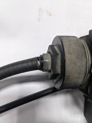 Thumbnail 9: 2009 BMW 750i (F01) ELECTRONIC EMERGENCY PARKING BRAKE ACTUATOR MOTOR w/ CABLES
