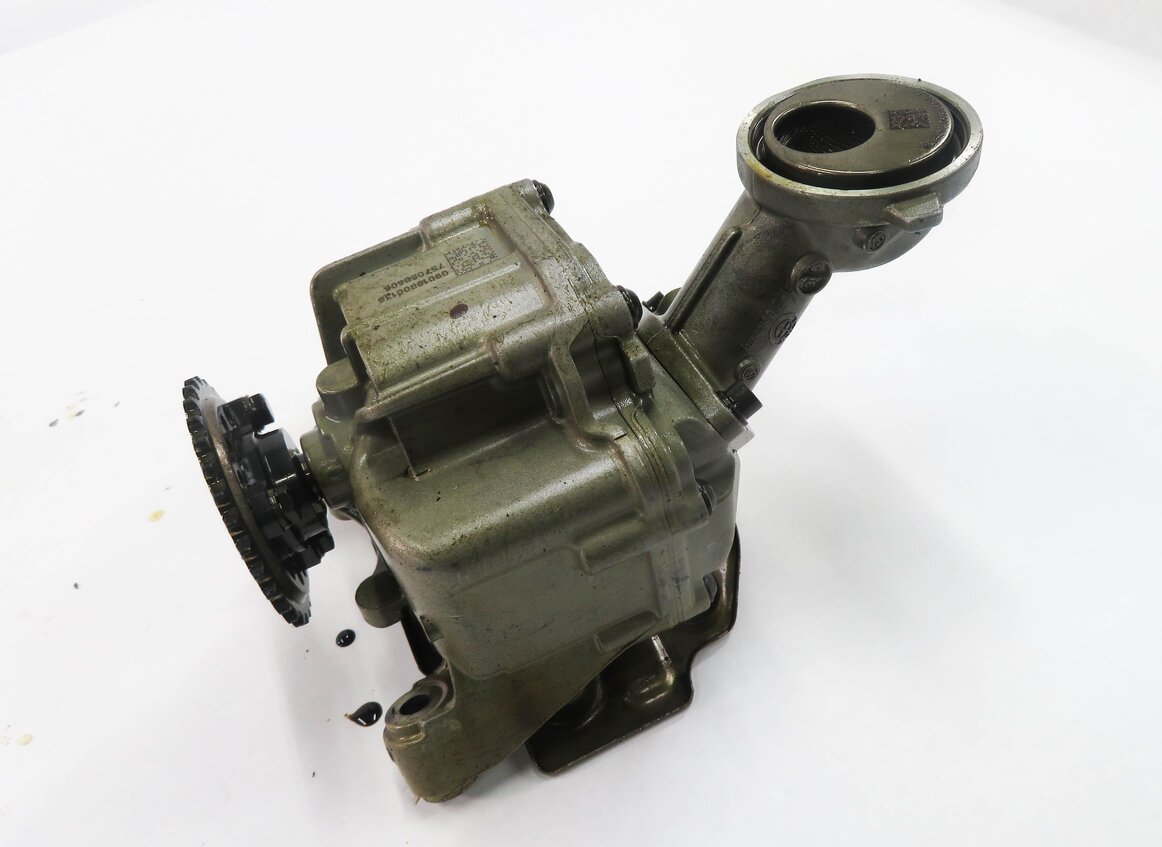 2009 BMW 750i (F01) 4.4L N63 TWIN TURBO V8 ENGINE - MOTOR OIL FLUID PUMP