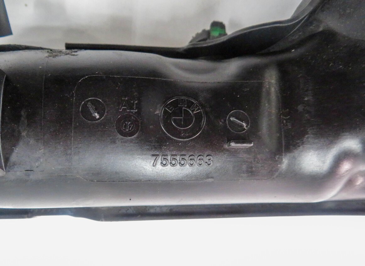 Thumbnail 8: 08-14 BMW 550i 650i 750i X5 X6 (F01 F10 E70 E71) 4.4L N63 RIGHT INTAKE MANIFOLD