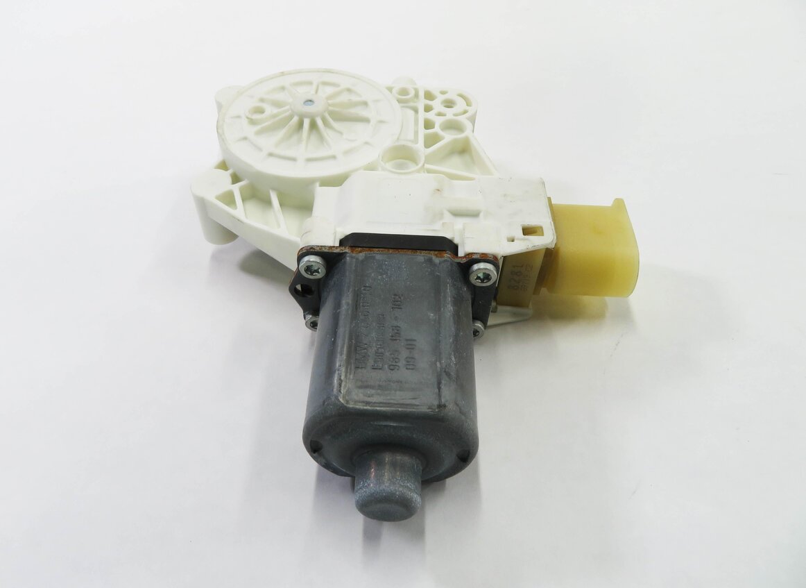 Thumbnail 3: 09-18 BMW 740i 750i 760i (F01) LEFT DRIVER SIDE WINDOW MOTOR (FITS FRONT & REAR)