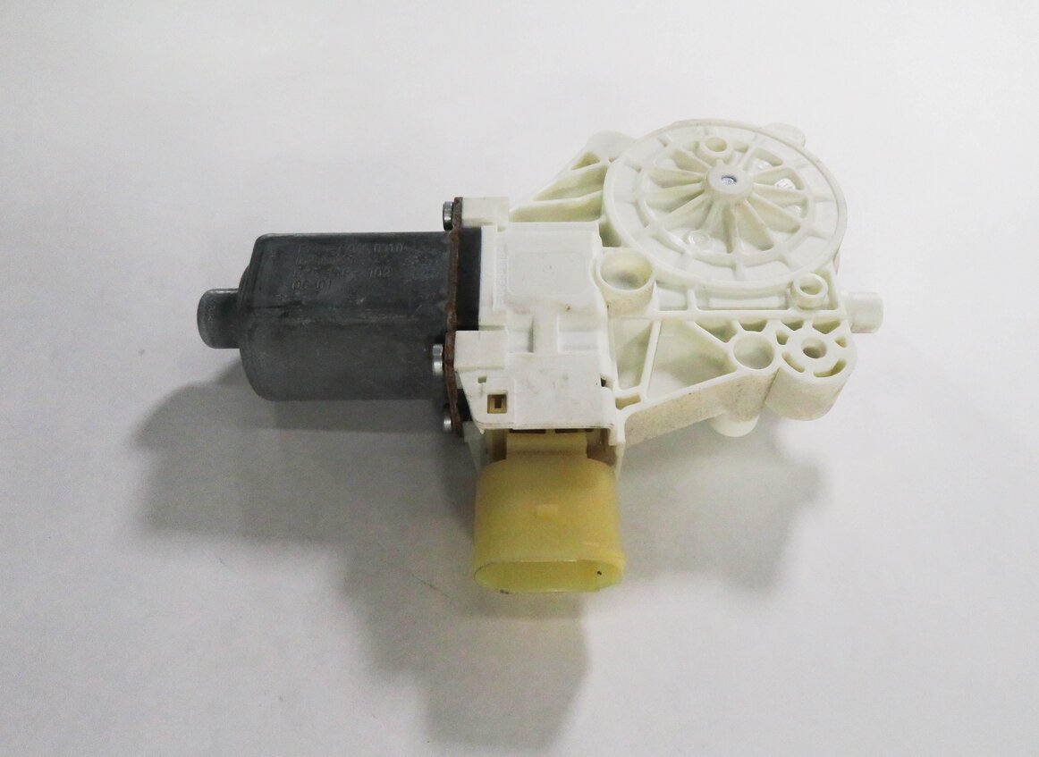 Thumbnail 4: 09-18 BMW 740i 750i 760i (F01) LEFT DRIVER SIDE WINDOW MOTOR (FITS FRONT & REAR)