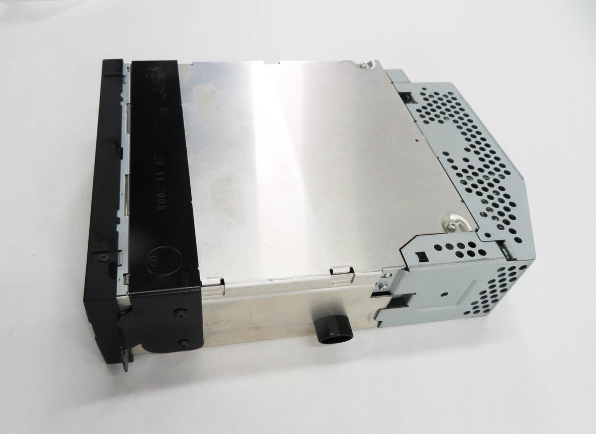 Thumbnail 4: 2008-2010 BMW 750i X5 X6 Z4 (F01 E70 E71 E89) VIDEO PLAYER 6-DISC DVD CHANGER